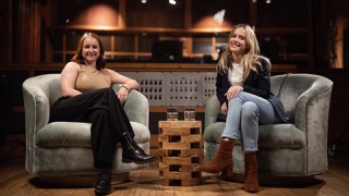 Thumbnail image of Musician and Beats By Girls Founder Erin Barra.