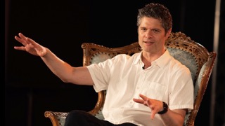 Thumbnail image of Tony award-winning Composer Tom Kitt.