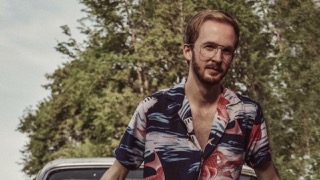 Thumbnail image of Music Producer Ian Kimmel.